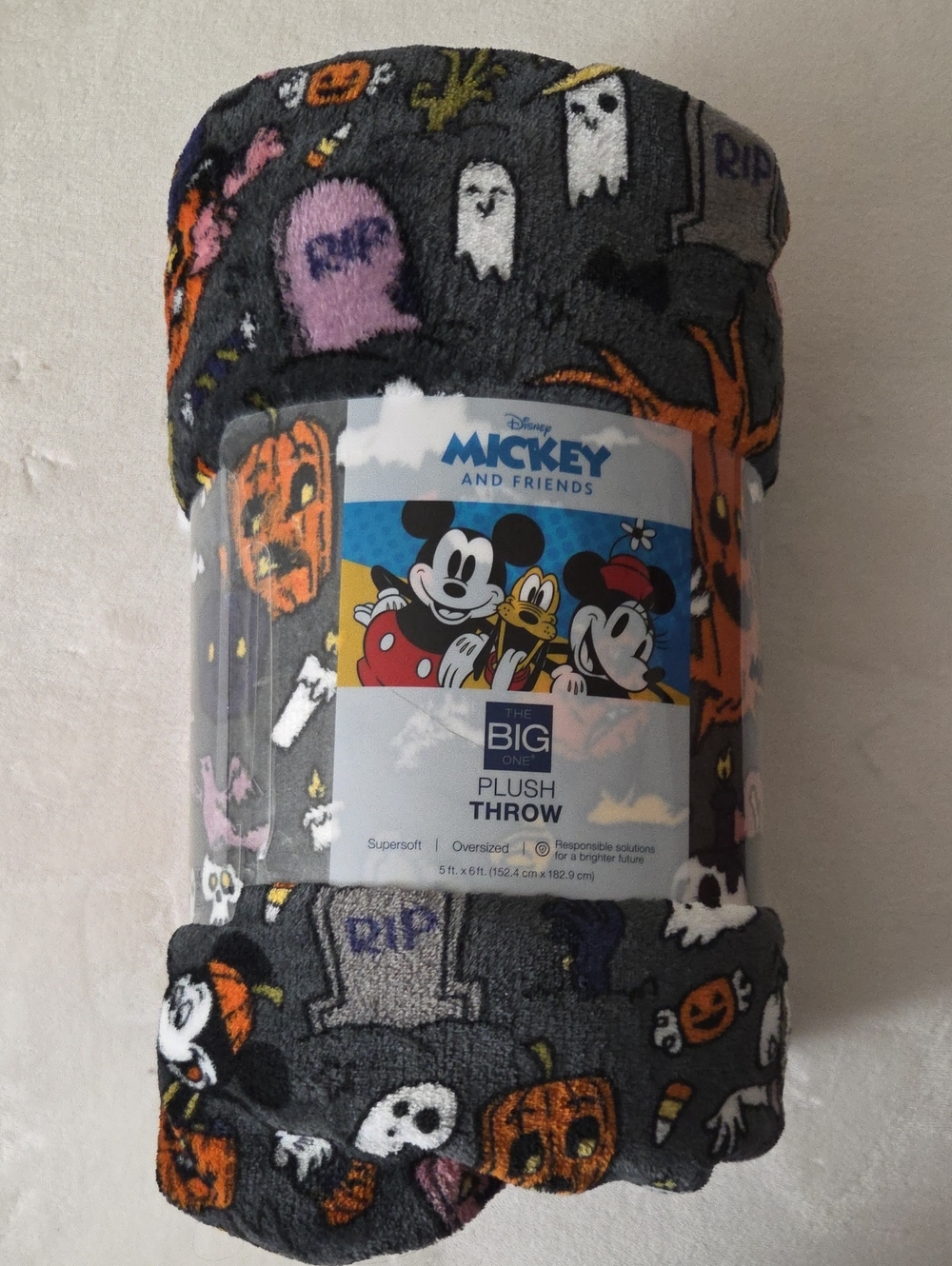 Disney Mickey and Friends Plush Throw